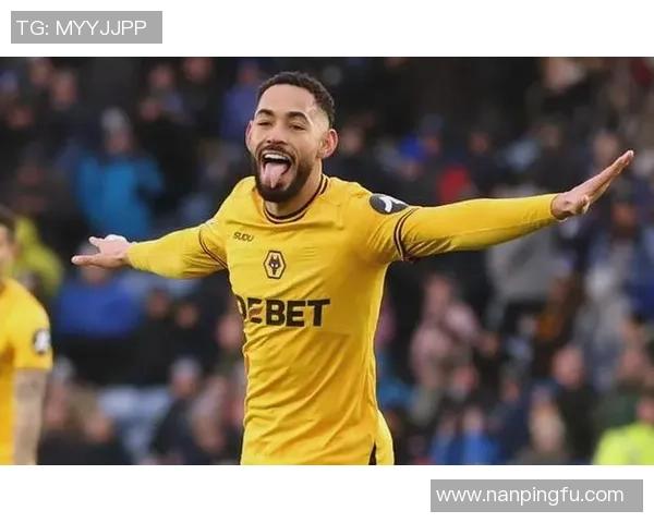 电讯报：12个月内将迎第3位主帅，狼队球迷以为问题在于老板